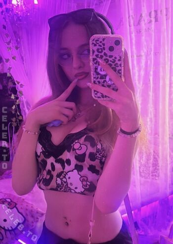 Full leaked Crystalmarykitty page private photo