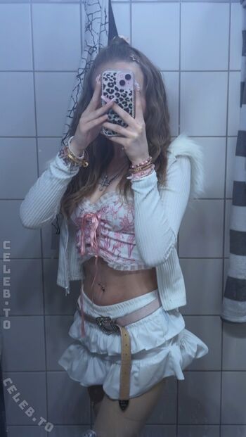 Full leaked Crystalmarykitty private photo