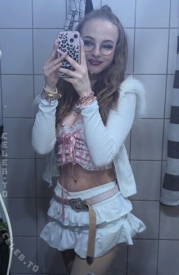 Full leaked Crystalmarykitty private photo