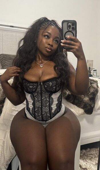 Full leaked Cupcake private photo