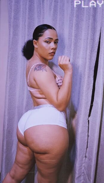 Full leaked Curlyjulz private photo