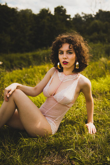 Full leaked Curlywiktoria private photo