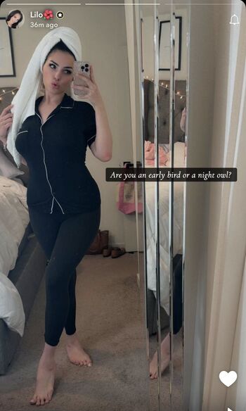 Full leaked Curveluxxe private photo