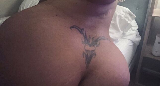 Full leaked Curvy goddesses private photo
