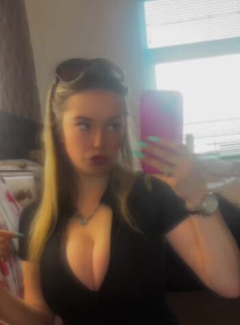 Full leaked Cutecandyxls private photo
