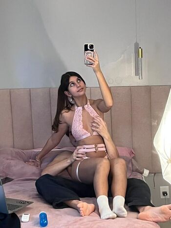 Full leaked Cutecouple private photo