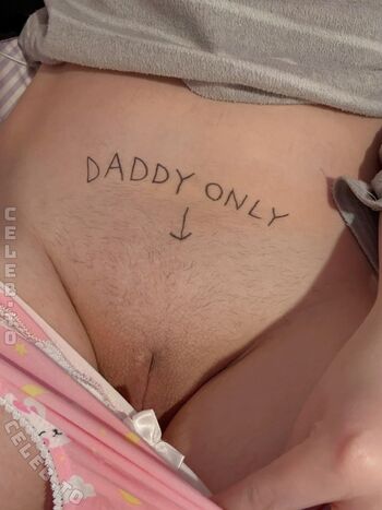 Full leaked Cutieemilk private photo
