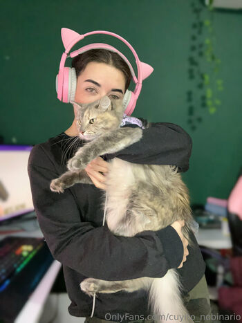 Full leaked Cuyito nobinario page private onlyfans photo