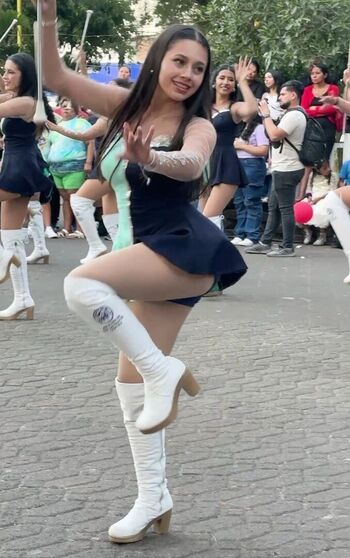 dafnealvaradooficial