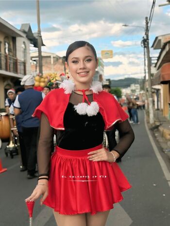 dafnealvaradooficial