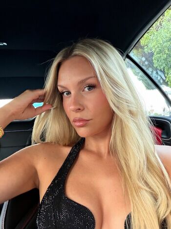 Full leaked Dagibee private photo