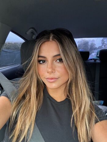 Full leaked Dahnikz page private photo