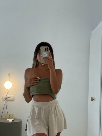 Full leaked Dahnikz page private photo