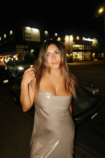 Full leaked Dahnikz page private photo