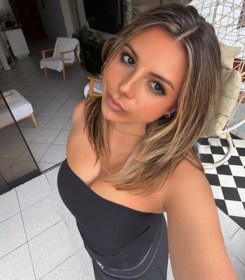 Full leaked Dahnikz page private onlyfans photo