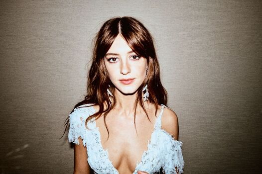 Full leaked Daisy edgar jones page private photo