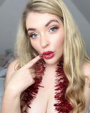 Full leaked Daisy hall page private photo