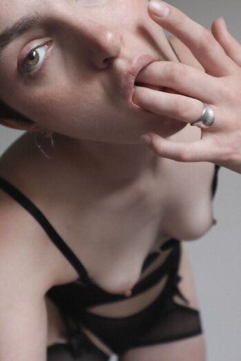 Full leaked Daisy love page private photo