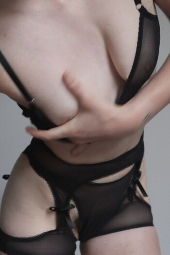 Full leaked Daisy love page private photo