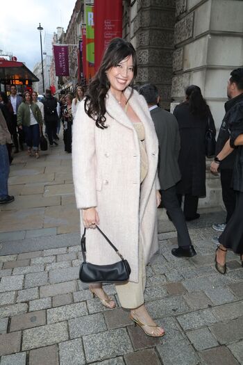 Full leaked Daisy lowe private photo