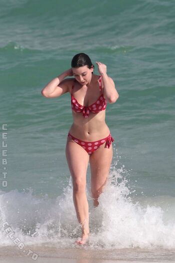 Full leaked Daisy lowe page private photo