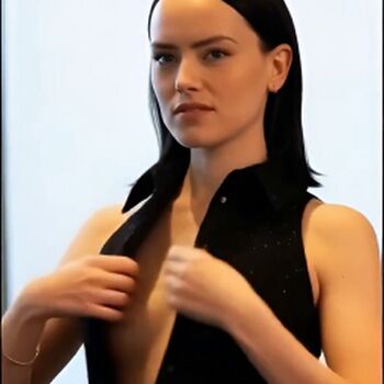 Full leaked Daisy ridley private photo