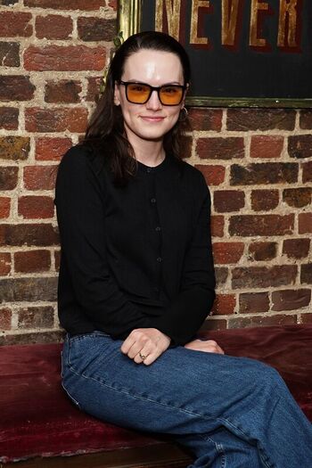 Full leaked Daisy ridley private photo