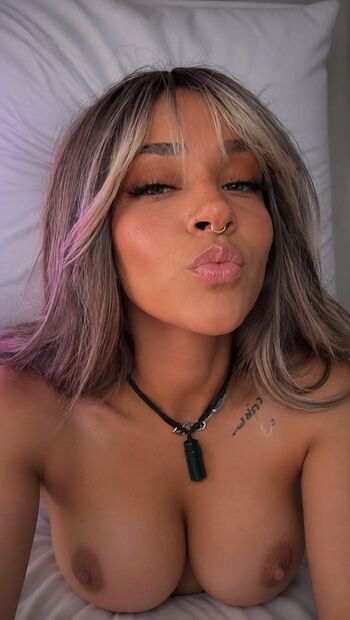 Full leaked Dakota kai page private photo