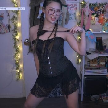 Full leaked Dalcompeach page private photo