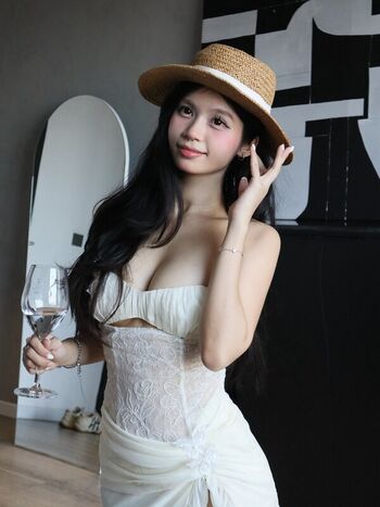 Full leaked Dan chuu page private photo