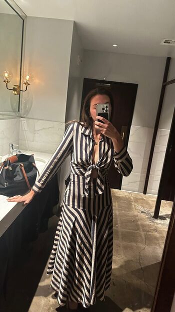 Full leaked Dana schwartz private photo
