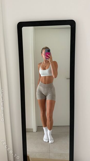 Full leaked Danamrts private photo