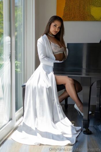 Full leaked Dani daniels  page private photo