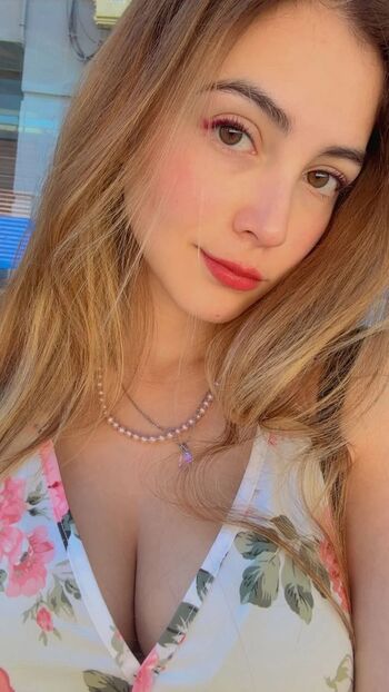 Full leaked Daniela derly private photo