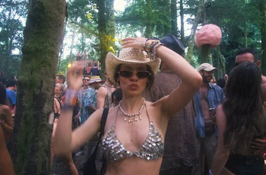 Full leaked Daniela melchior private photo