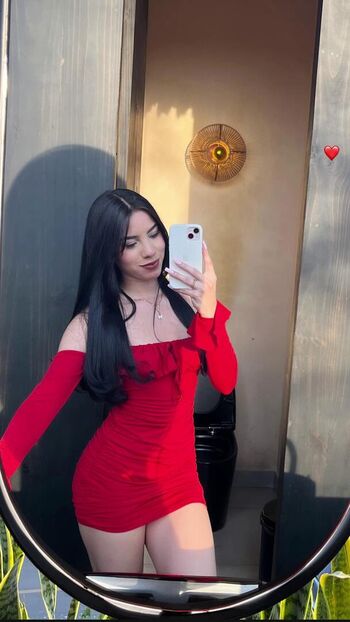 Daniela Velรกsquez