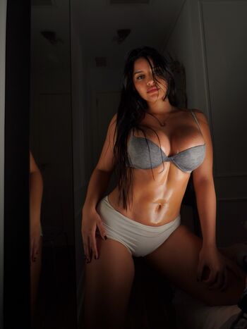 Daniellannn Cdnath Venezuelan