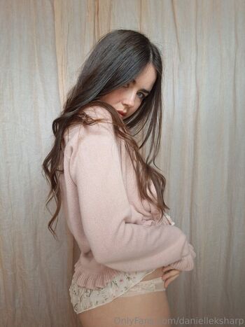 Full leaked Danielleksharp private photo