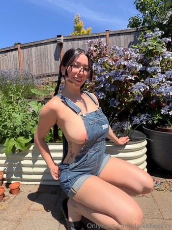 Full leaked Daniellexxvv private photo