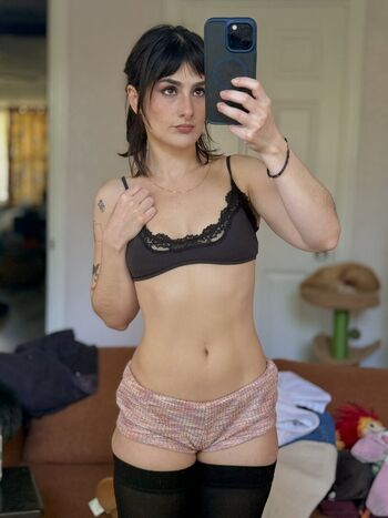 Full leaked Daniii skyyy private photo