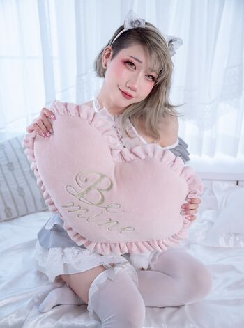 Full leaked Danisaurz page private photo