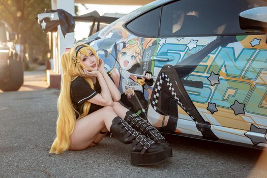 Full leaked Danisaurz page private photo