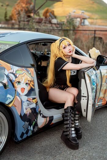 Full leaked Danisaurz page private photo