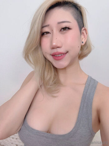 Full leaked Danisaurz page private photo