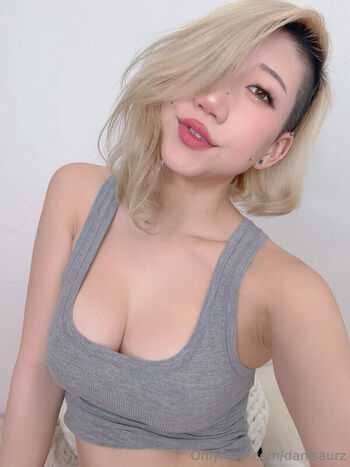 Full leaked Danisaurz private photo