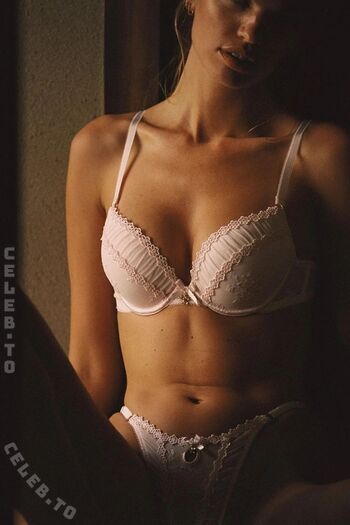 Full leaked Daphne groeneveld private photo