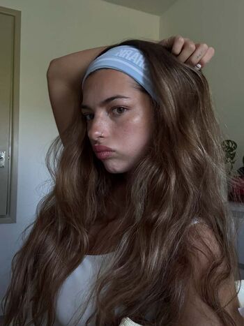 Full leaked Darcycromptonx private photo