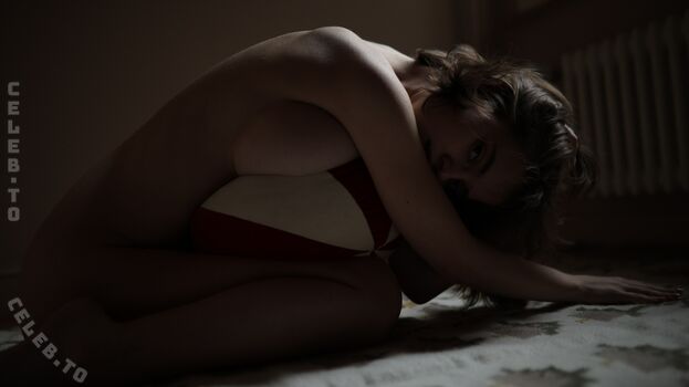 Full leaked Daria aref page private photo