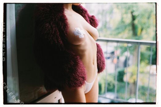 Full leaked Daria aref private photo
