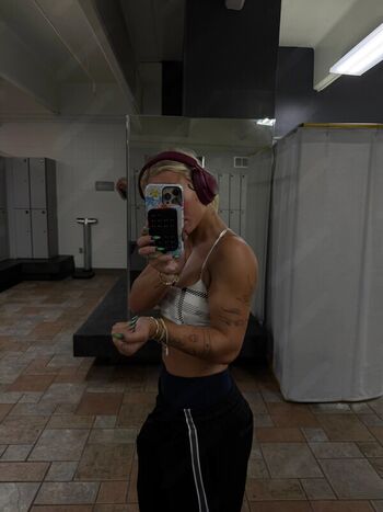 Full leaked Darianrhodess private photo